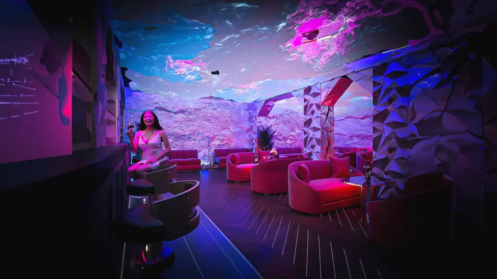 Cosmos Lounge Bar