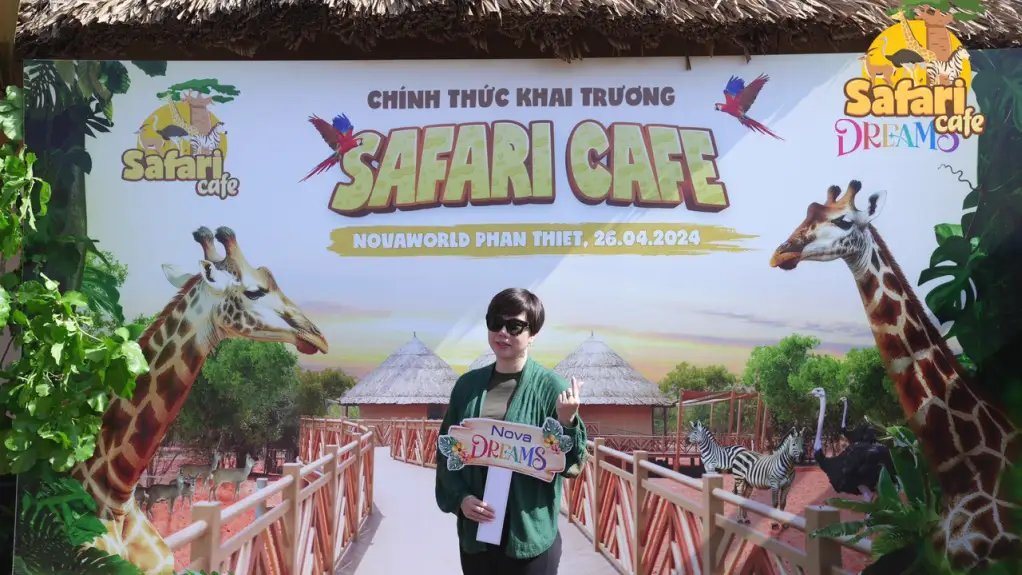 Khai trương Safari Cafe
