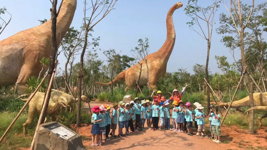 Bùng nổ mùa hè Dino Park